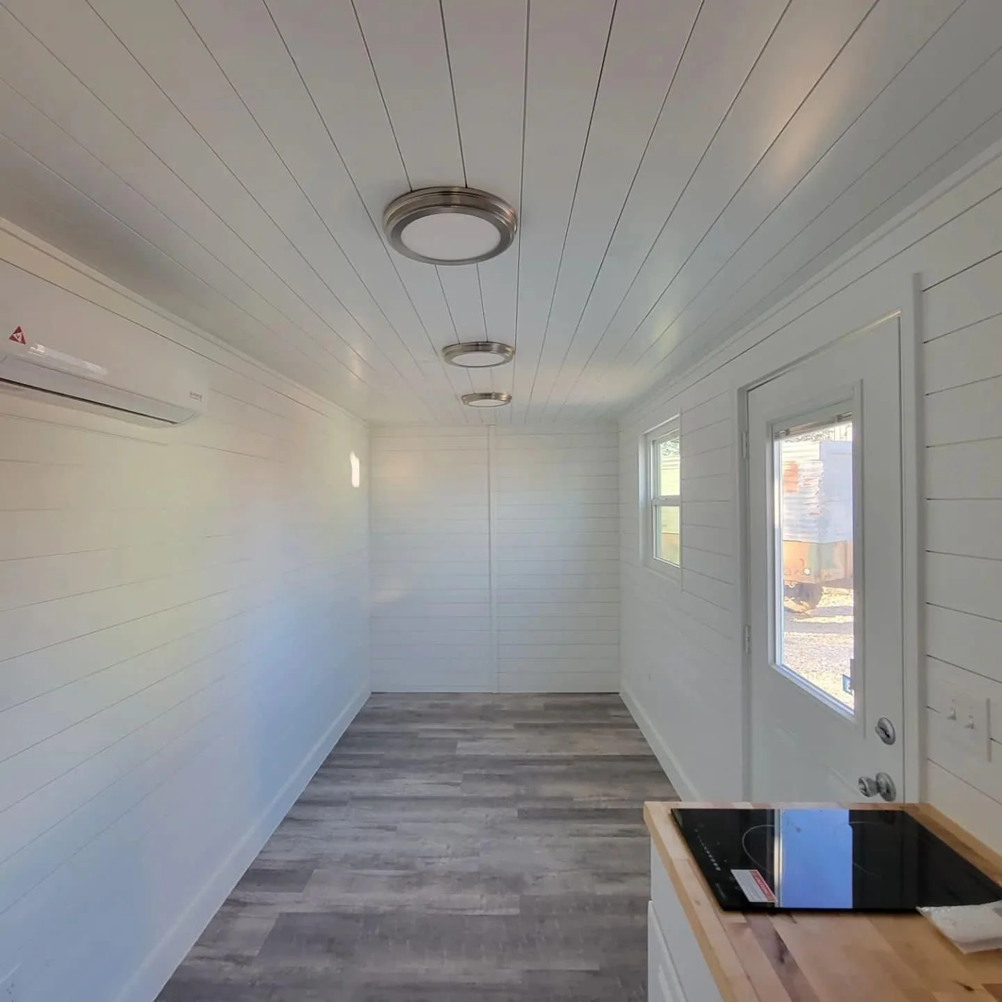 custom 20ft shipping container house