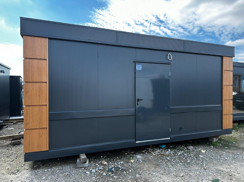 Premium 20-Foot Sanitary Container – 4 Toilets, 1 Urinal and 3 Sinks